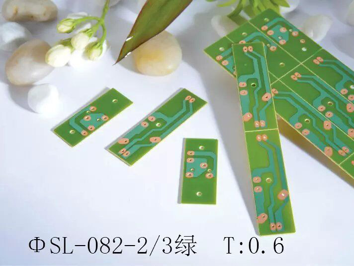 ΦSL-082-2/3绿 T：0.6单面PCB板